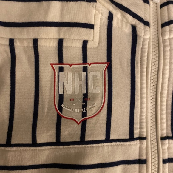 VINEYARD VINES X BARSTOOL SPORTS - Nardini Hockey Club quarter zip - Picture 2 of 5